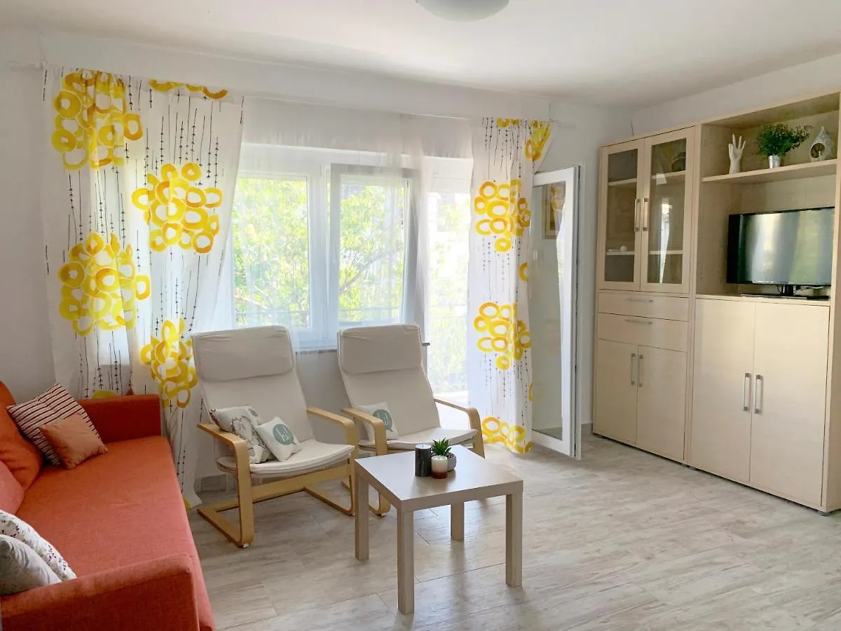 Apartment Gardenview - New! Krk Town